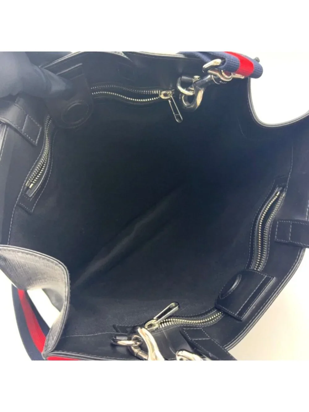 Gucci GG Supreme Leather Black Tote Silver